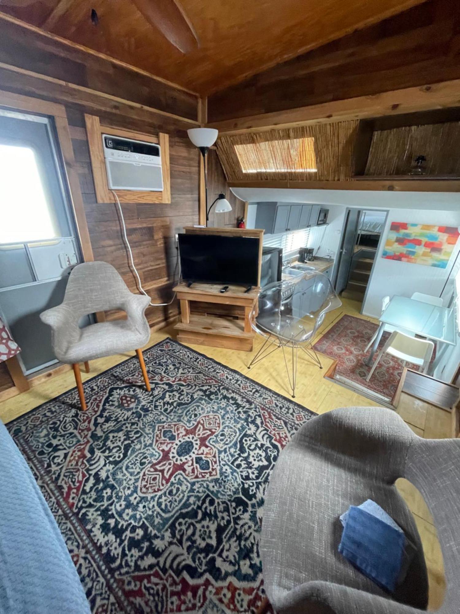 Updated Houseboat On The River! Fort Lauderdale